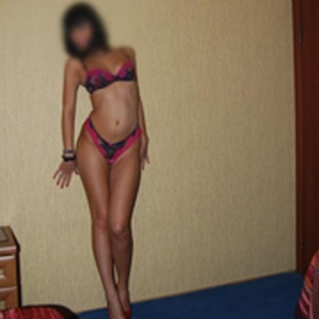 Эвелина: проститутки индивидуалки в Саратове